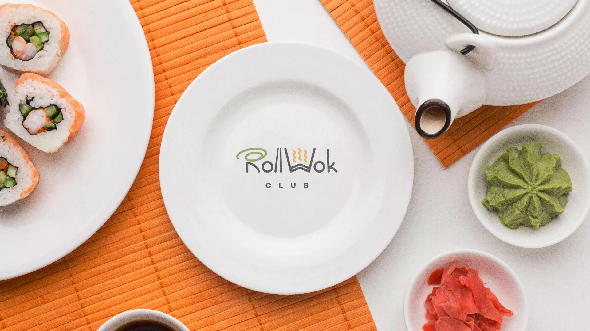 Разработка логотипа и фирменного стиля в Алапаевске для суши-бара «Roll Wok Club» Разработка логотипа и фирменного стиля в Алапаевске для суши-бара «Roll Wok Club»